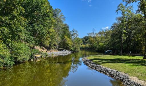Photo #48 of 1242 LAKESHORE DR, LOUISA, VA 0.6 acres