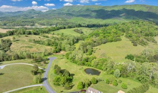 09-DJI_20250505015911_0132_D