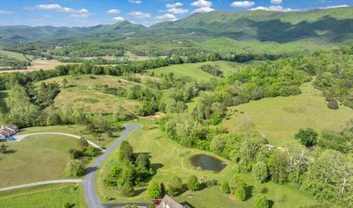 10-DJI_20250505015919_0133_D