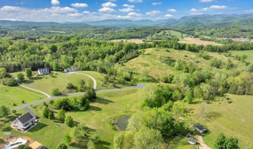 13-DJI_20250505015948_0136_D