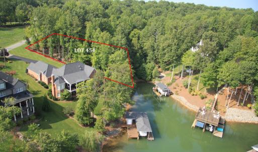 Beautiful waterfront lot