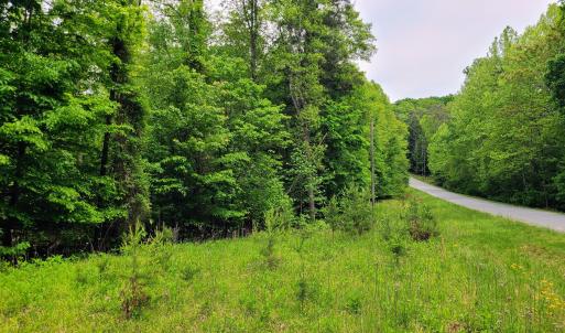 1,000 Ft of road front