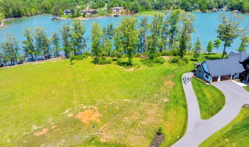 03-DJI_20250516215525_0004_D