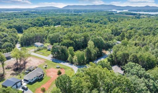 18-DJI_20250620084240_0016_D_MIB