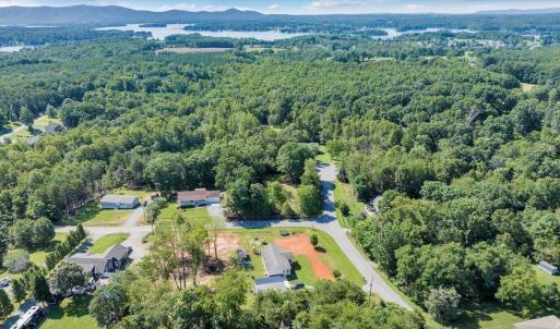 03-DJI_20250620083748_0001_D_MIB