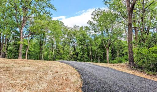Photo #2 of 3964 HIDDEN VALLEY LN, LINDEN, VA 5.0 acres