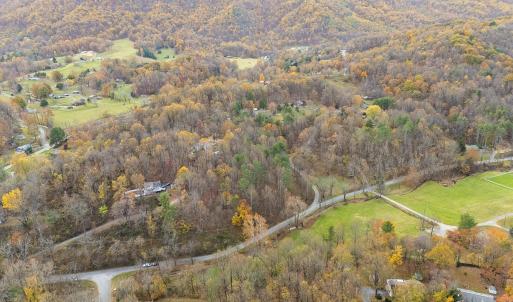 03-Carriage Hills DR_03