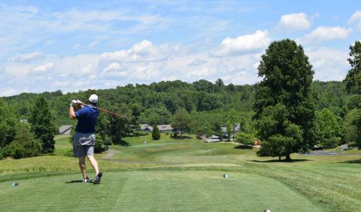 7 - Golfer on Hole 7