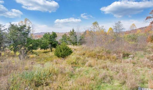 18-DJI_20251108002529_0021_D