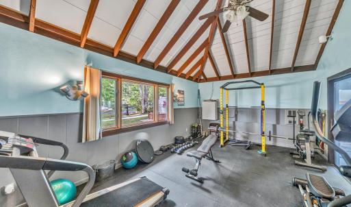 13-5-5-Inside Clubhouse