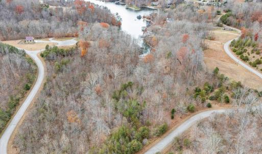 02-DJI_20251118142752_0179