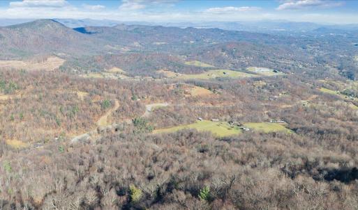 19-DJI_20251119132118_0020_D