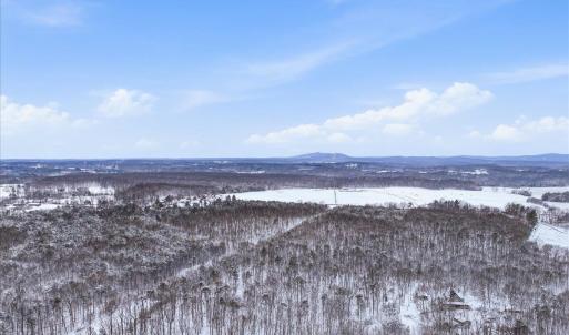 07-00 Pond View LN-07