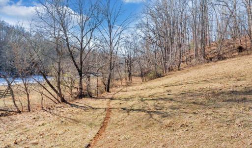 20-DJI_20251216022114_0170_D