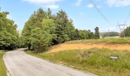 04-8380 Arabian Ln_04