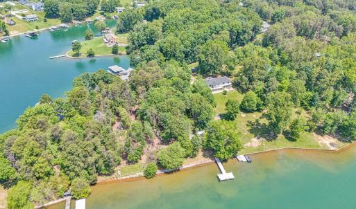 Exquisite property on Smith Mountain Lke