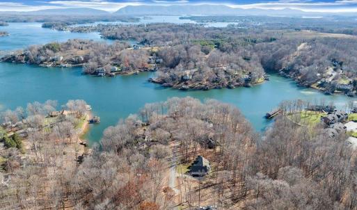 Lot 8, Leeward Drive