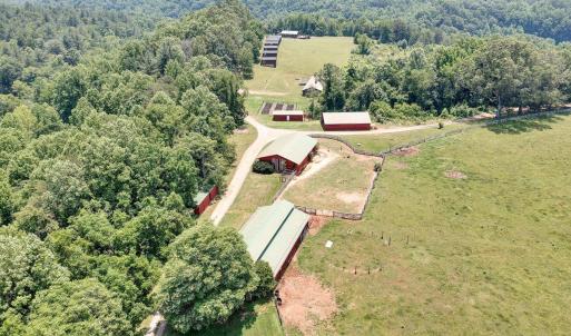 2 Barns & Large Workshop