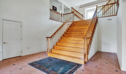 Main House - Foyer