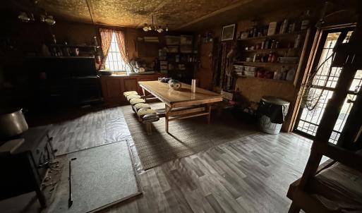 13-Kitchen-Dining Area2