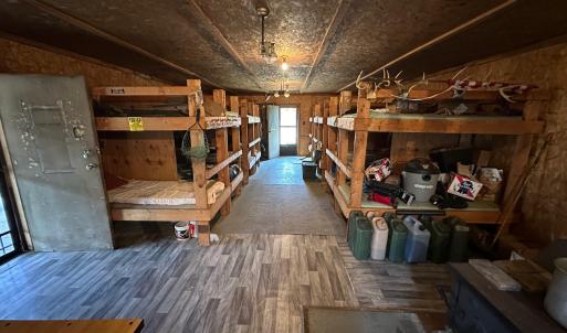 10-Bunk Room