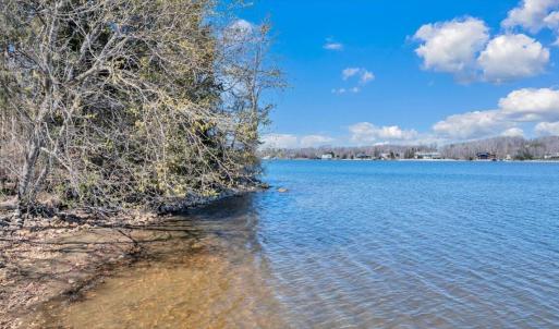 09-DJI_20260319023621_0224_D