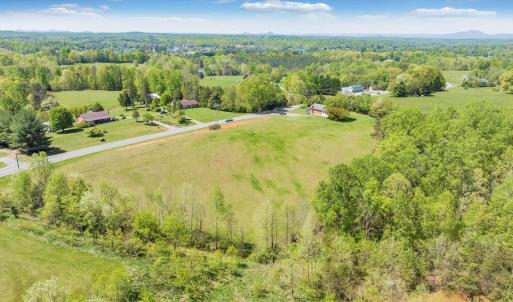 33-DJI_20240422115329_0079_D_MIB