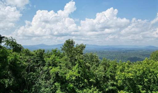 Seasonal Mountain Views