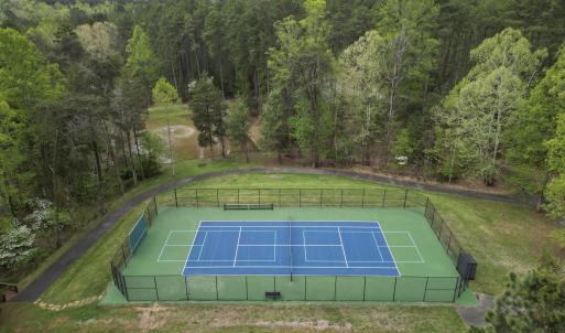 Runaway Bay Amenities