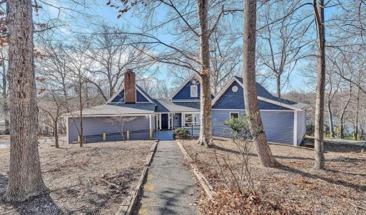 Beechwood West Clubhouse exterior