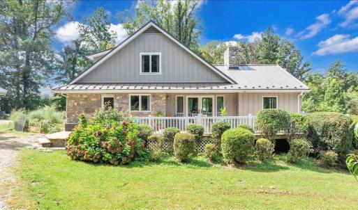 280 Woodwinds Rd