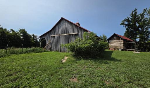 Barn