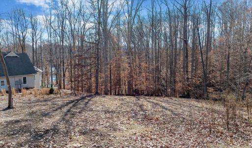 Lot 8, Leeward Drive