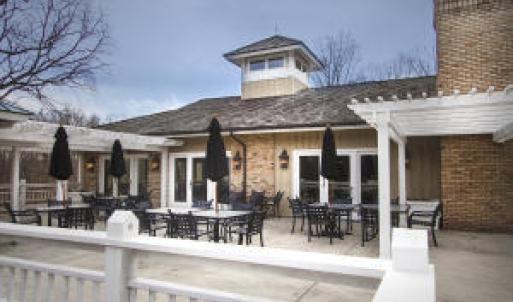 club house outside dining