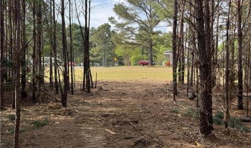 Pathway view to Hwy 27