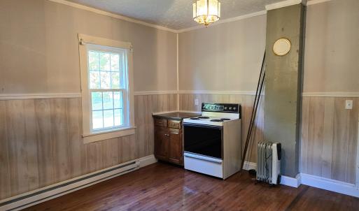 Kitchen b