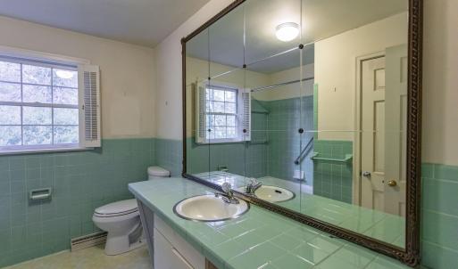 Full bathroom