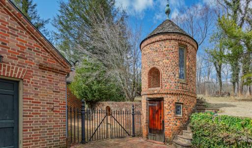 Garden shed