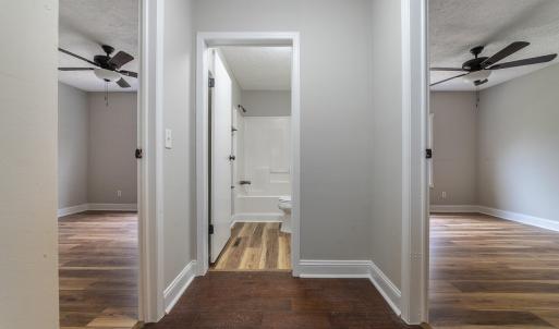 108 Trapper Ln hallway