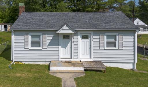 MLS 301 Walker St-1
