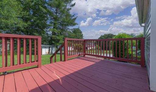 MLS 301 Walker St-8