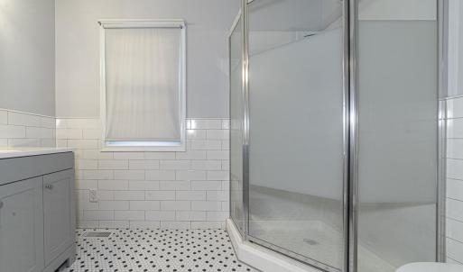 MLS 301 Walker St-18