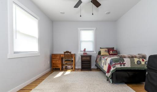 MLS 301 Walker St-20