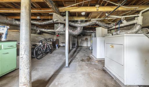 MLS 301 Walker St-22