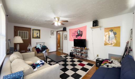 108 Moore St Living room 3