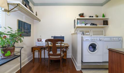 Laundry-Office