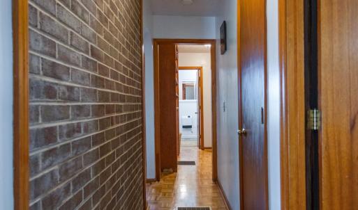 Hallway to bedrooms
