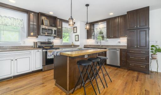 MLS 1645 N Lee HiWay-16