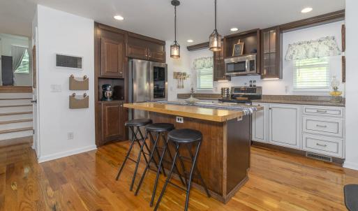 MLS 1645 N Lee HiWay-17