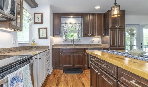 MLS 1645 N Lee HiWay-18